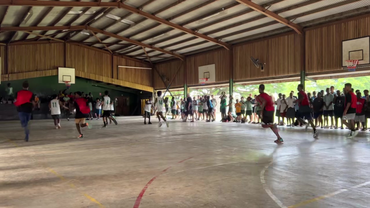 11K views · 260 reactions | 🇸🇧 A friendly against Burnscreek this afternoon was nothing short of thrilling! Back and forth high-powered offenses had the hall filled with cheering that could rival a professional match!
G