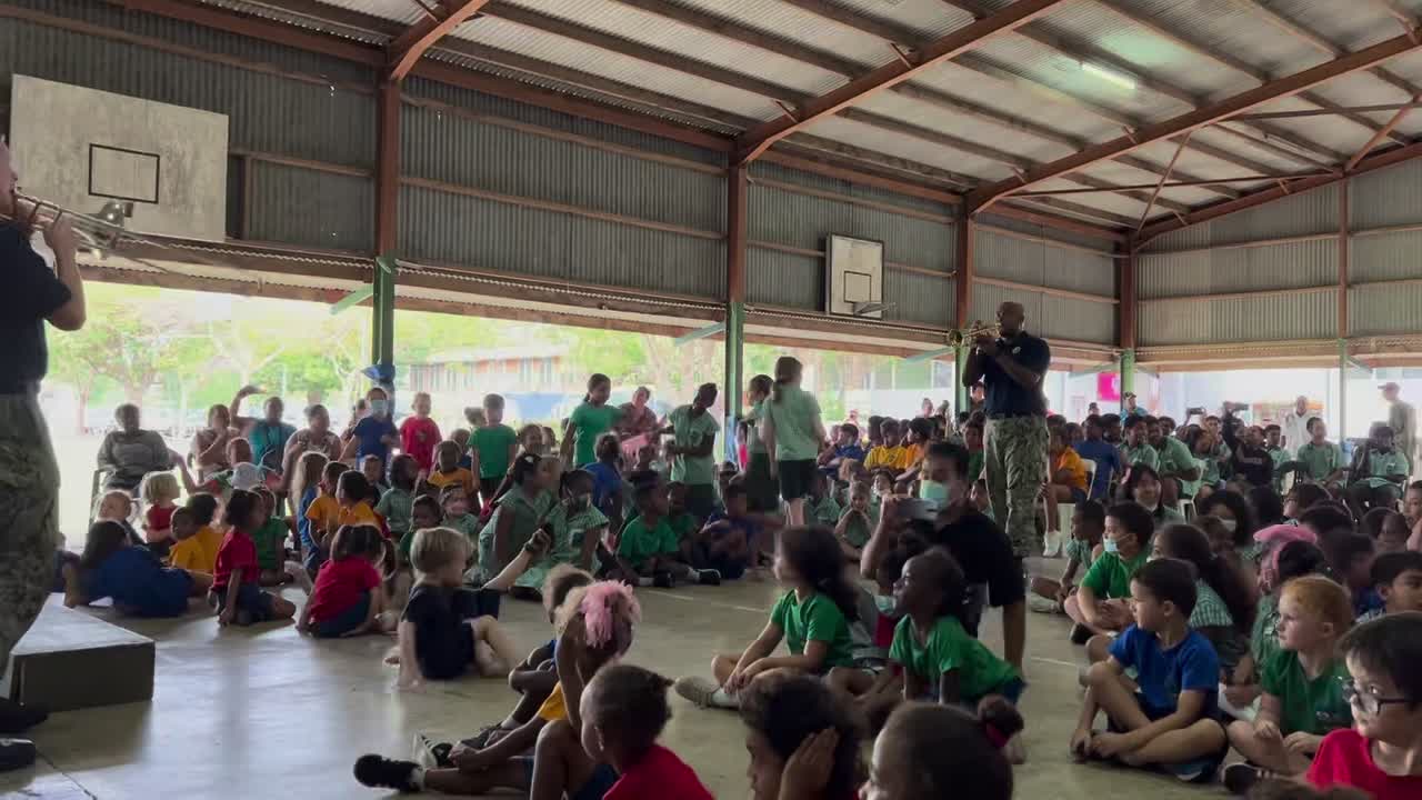 9.4K views · 152 reactions | 🇸🇧 The United States Navy’s Pacific Fleet Band 🇺🇸 performed for our students at Woodford this morning. What a great performance that had the whole audience up dancing.
